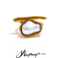 Vintage Baroque Pearl Gold-Plated Ring