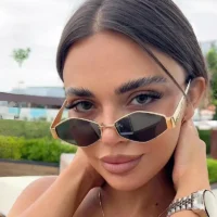 Vintage Metal Frame, Unisex Punk Style